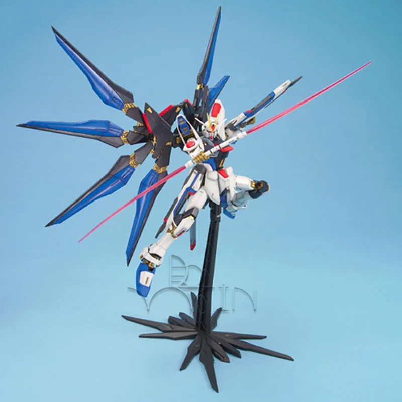 

ZGMF-X20A Strike Freedom Gundam (MG) (Gundam Model Kits)