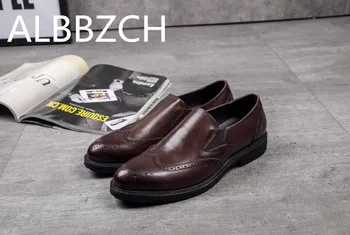 

Brogue carved mens genuine leather dress shoes men fashion trend leisure slip on leather shoes soft comfortable daily work shoes