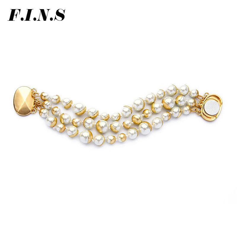 

F.I.N.S Irregular Imitation Pearls Women's Bracelet Three Layers Beads Chain Magnetic Female Bracelet Statement Costume Jewelry