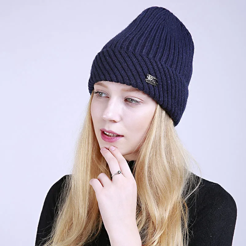 Новинка, женская вязаная Хлопковая полосатая шапка Skullies Beanies, зимняя теплая шапка для женщин, шапка Beanie, женская модная шапка