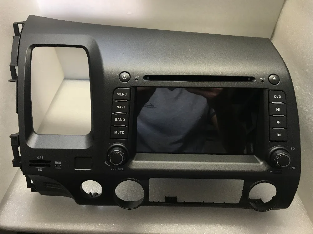 Discount BYNCG Android 8.0 2GB RAM 32G ROM car DVD player for Honda Civic 2006-2011 gps navi radio multimedia tape recorder tape recorder 4