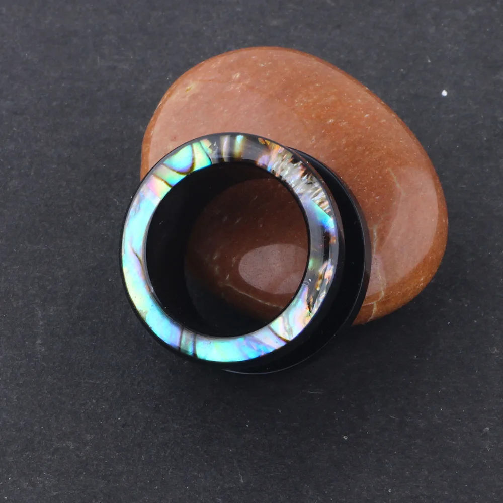 10823867198_1117392433