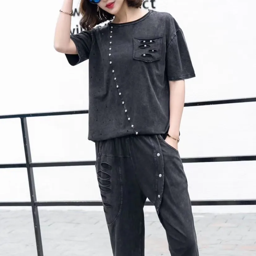 

Fashion T Shirt Women Punk Rock Rivet Hole camisetas mujer camiseta feminina tee shirt femme Women's Clothing Clothes Tops