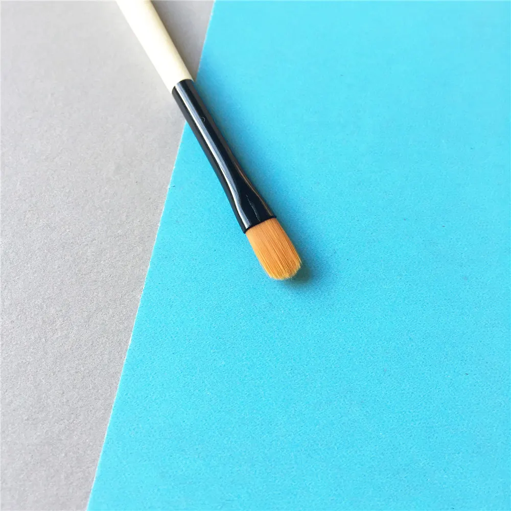 BOBBI BROWN Eye Liner Brush _ 4