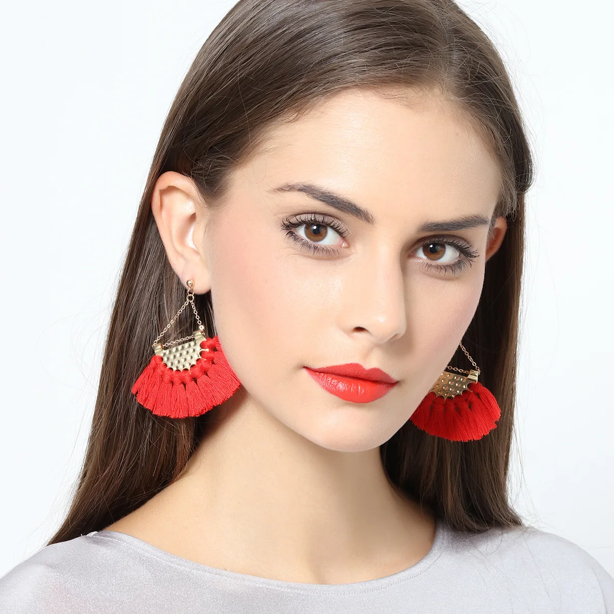 Fashion Fan Tassel Earrings, Female High end Earrings, Exaggerated Fashion Accessories.in Stud