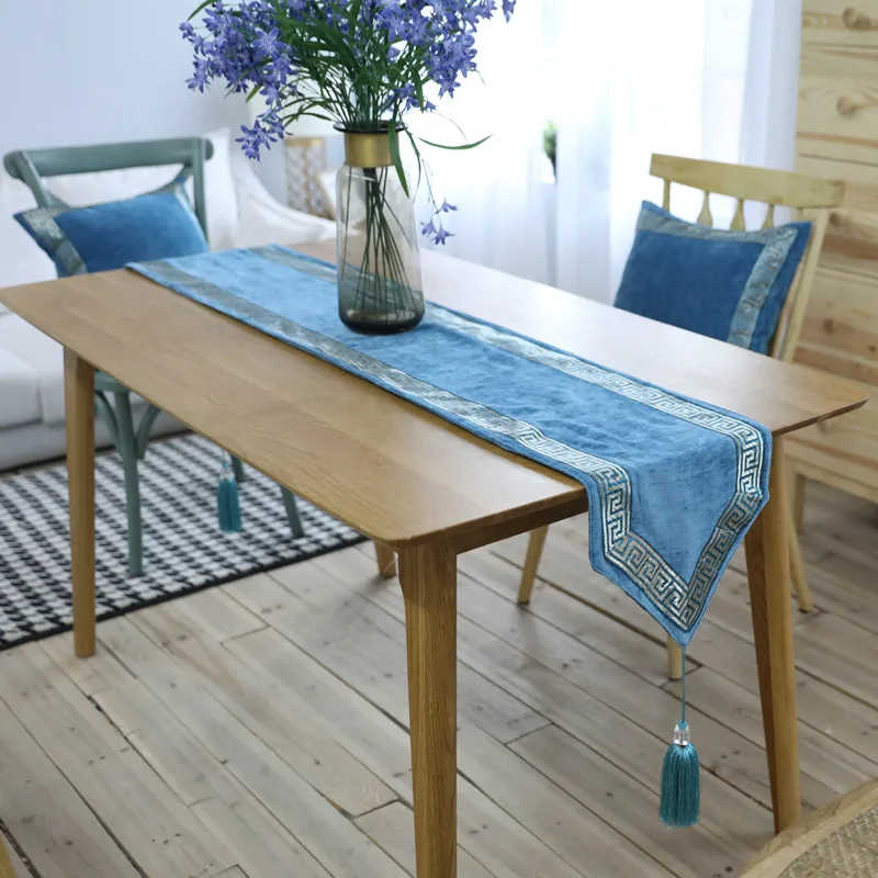 Luxury Chenille Blue Table Runner Dust Cover Contracted End Of Bed Table Flag Tassel Tablecloth For Wedding Party TV Cabinet