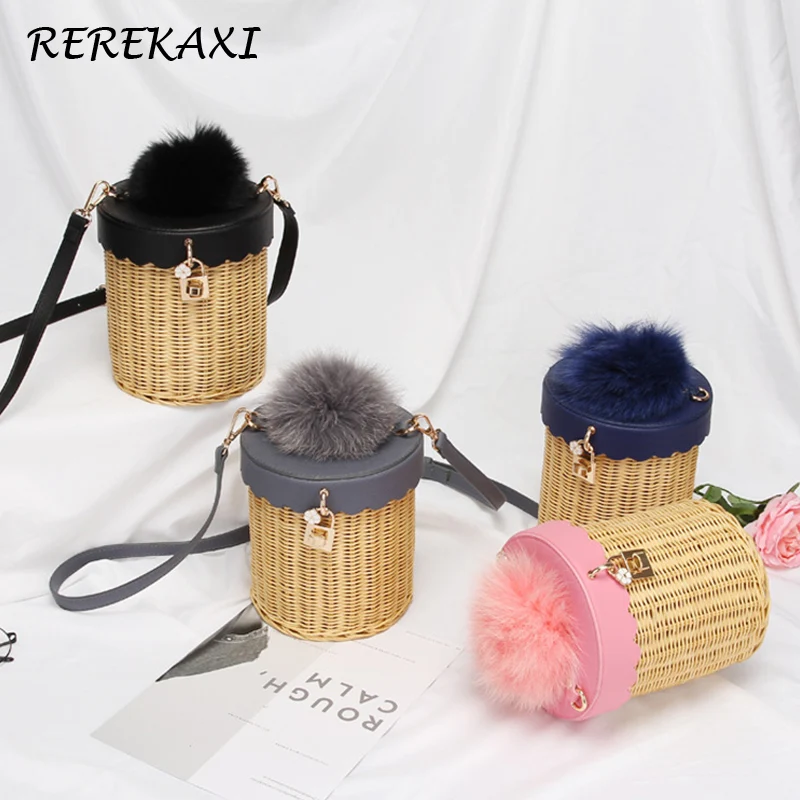 

REREKAXI Round Handmade Rattan Women Shoulder Bag Straw Bucket Pompon Beach Bags Weaving Female Crossbody Bag Small Handbag