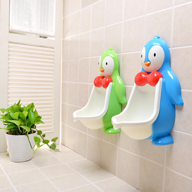 2Colors Urinal For Kids PP Penguin Children Stand Vertical Urinal Wall
