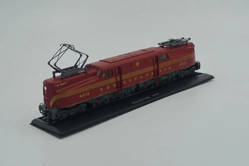 

Atlas Class GG1 4910 (1941) TRAIN 1/87 Diecast Model