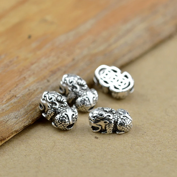 silver-beads0545c