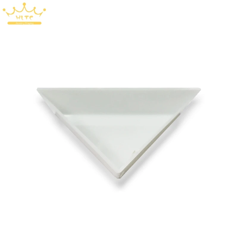 

100Pcs Triangle Plastic Rhinestones Beads Crystal Nail Art Sorting Trays Accessory White