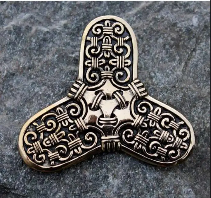 

SanLan Nordic 9th century Viking brooch