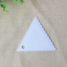 Домашнего использования 1 шт. пластиковый массовый скребок для помадки, пирога, печенья резак скребок для масла тестомеситель скамейки нож кухонный