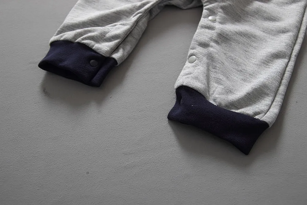 2015-New-I-Love-Mom-And-Dad-Bodysuit-Hooded-Children-Jumpsuit-Babies-Clothing-Kids-Romper-New-100%-Cotton- Cloth-CL0737 (7)