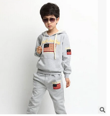 Дети Осень хит сезона хлопковые полотенца вышитые костюм для мальчиков и девочек в Корейском стиле комплекты для детей костюм для мальчика