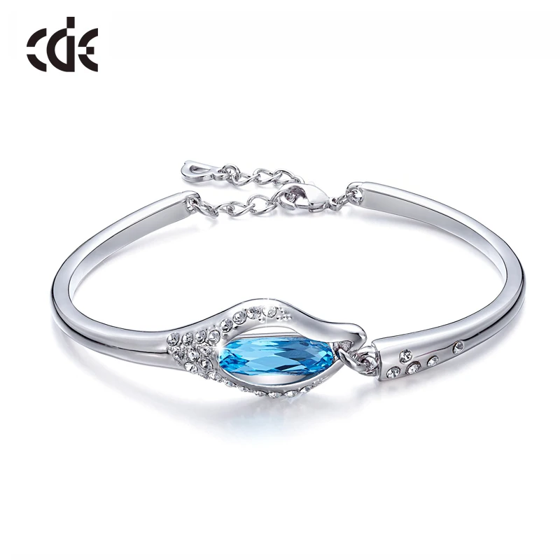 

CDE Luxury Embellished With Crystals from Swarovski Bracelet Bangles Jewelry For Women Fashion Elegant Chic Fine Jewelry Bijous
