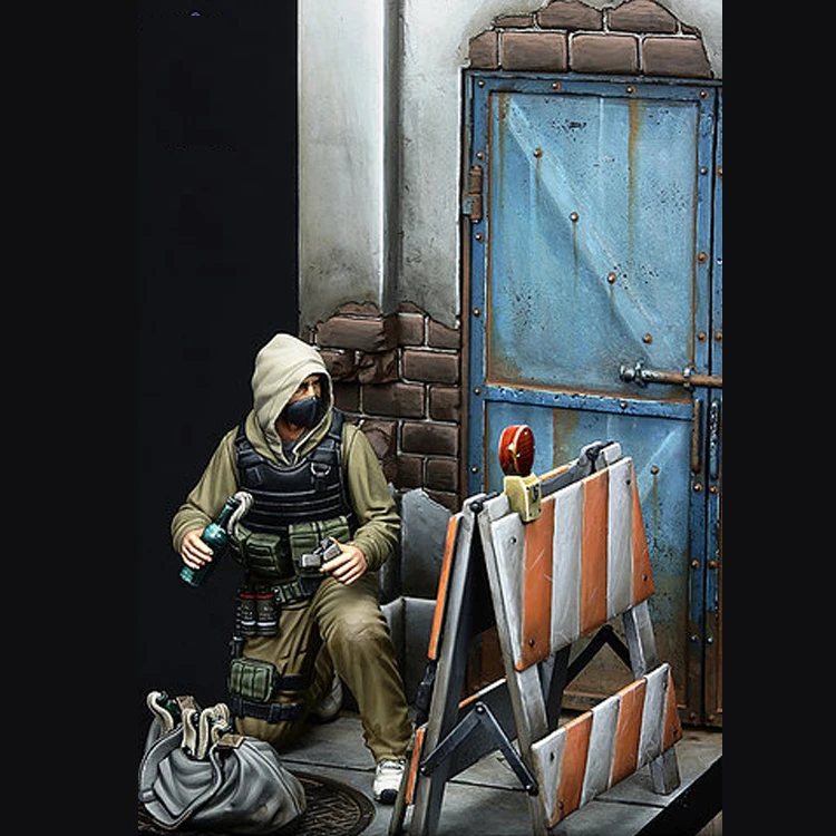 

1/24 Lurker, Resin Model figure GK, Movie role, Unassembled and unpainted kit