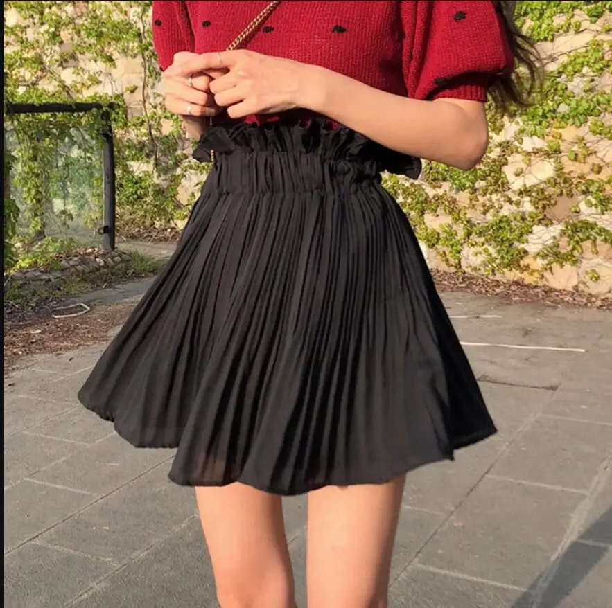 Мини юбка теннисная. Юбка плиссированная мини черная. Теннисная юбка nike в складочку. Белая плиссированная юбка. Плиссированная мини юбка.