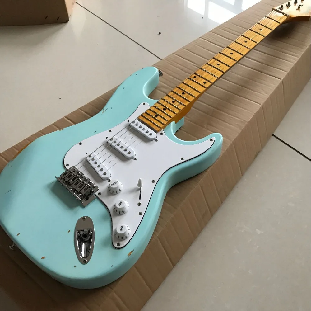 

Custom ST electric guitar,handwork 6 Strings Maple fingerboard, relics by hands guitarra,stratocastre blue color gitaar