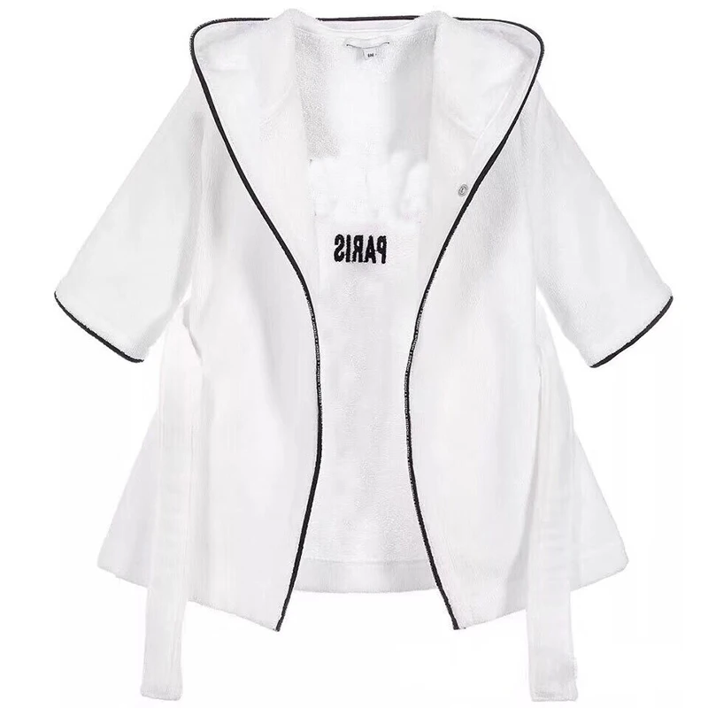 

Children Bathrobes Nightwear 2018 Fashion Children Pajamas Hooded Bathrobe Soft Bath Robe Cute Girls Robes