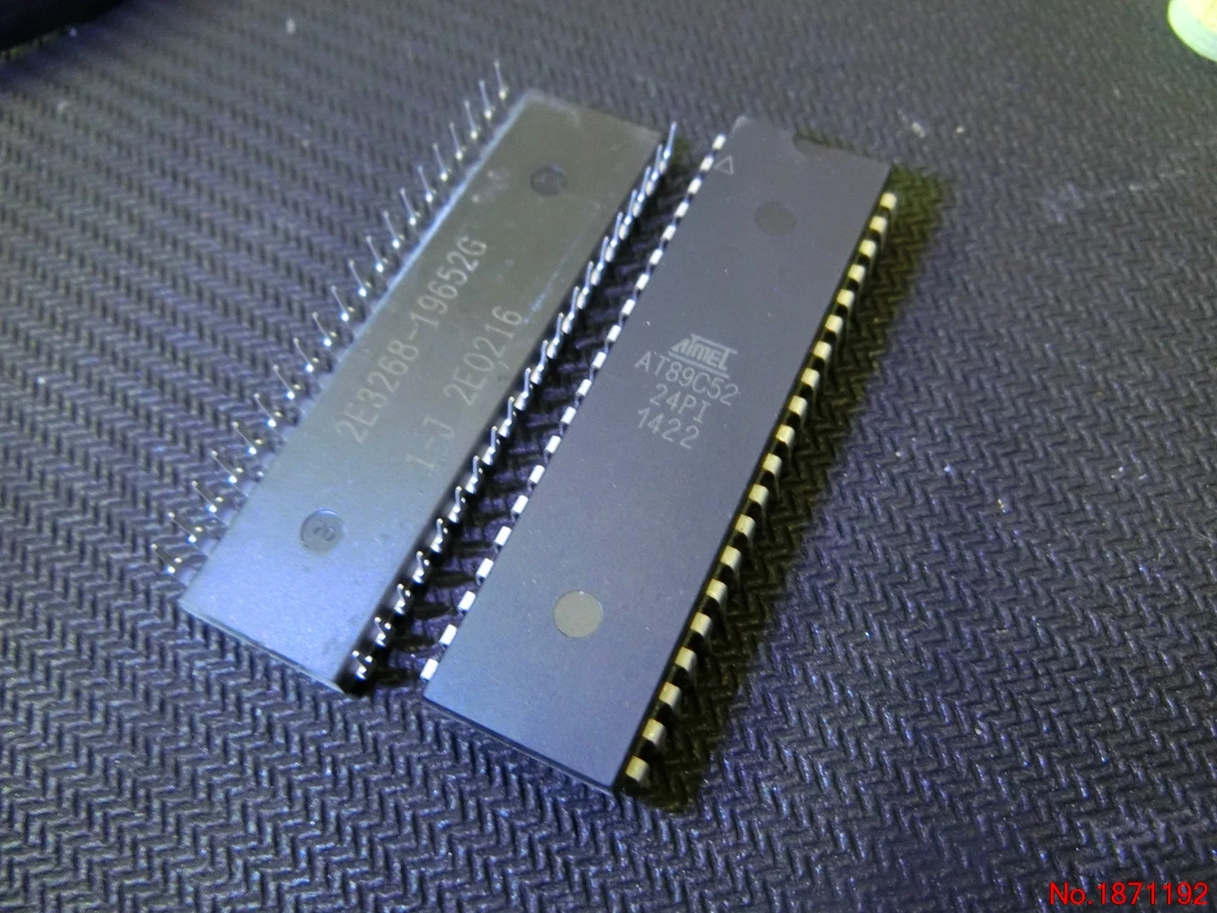 AT89C51 24PI AT89C51 / 8 bit microcontroller 51 DIP 40-in Integrated ...