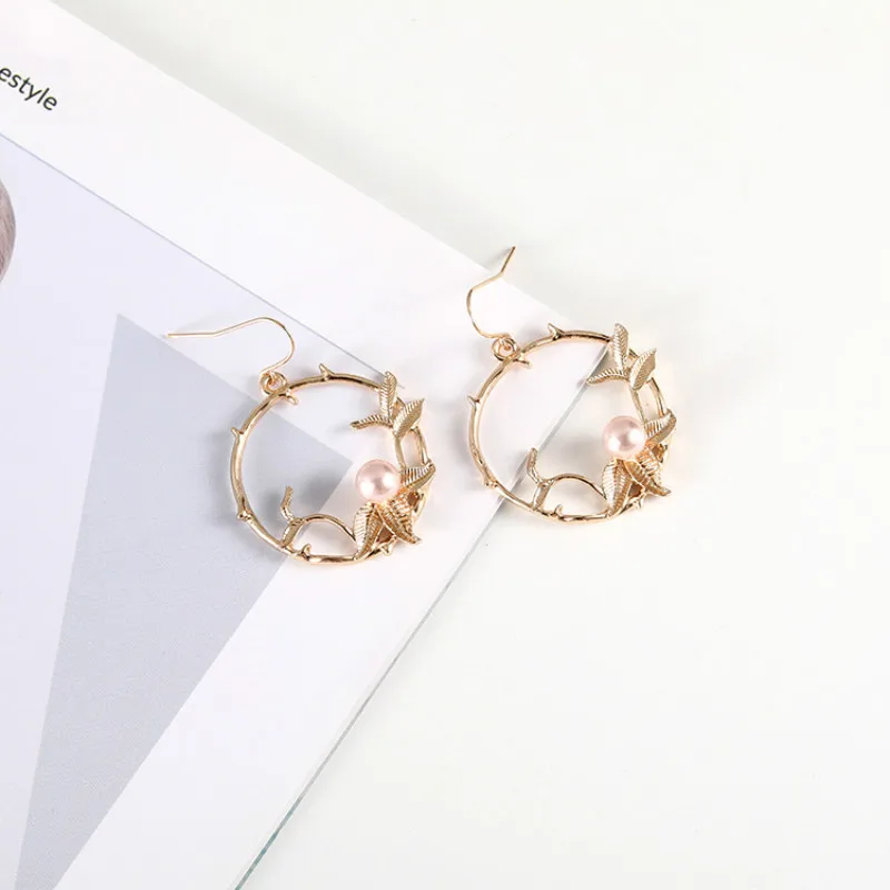 

2018 new jewelry flowers natural freshwater pearl earrings women's jewelry accessories gifts wholesale