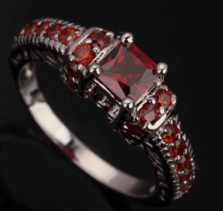 

Nice Red Garnet 925 Sterling Silver Rare Jewelry Sales Size 6 / 7 / 8 / 9 S0380