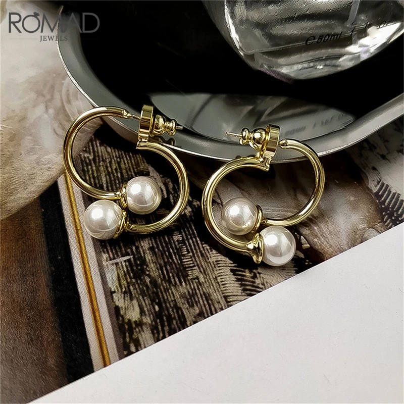 

ROMAD 2019 New Design Elegant Double Curve Metal Gold Circle Pearl Small Stud Earrings for Women Girl Party Gift R4