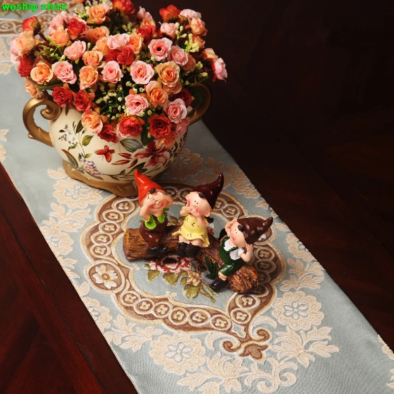 High-end fashion The three-dimensional relief Cloth art custom Table flag Table flag The bar of the flag cover