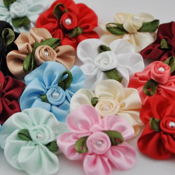 

40pcs U Pick stain ribbon flower W/pearl wedding/sewing/appliques Lots B001