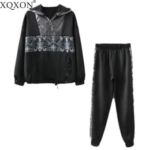 

Set female New Snakeskin Sweatshirt Hoodies Black Side Stripe Jogging Causal Trousers suits Two piece sets Women Tracksuits