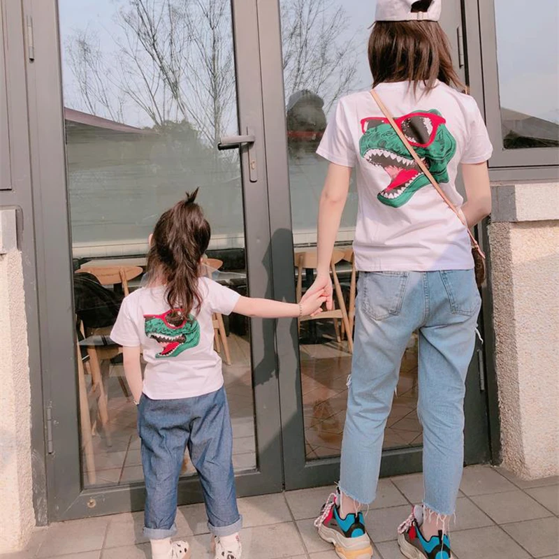 

Adult*1pc+Kid*1pc New Dinosaur Black White T-Shirts Family Matching Clothes Short Sleeve Tops Father Mother Cotton Shirt S-XXXL