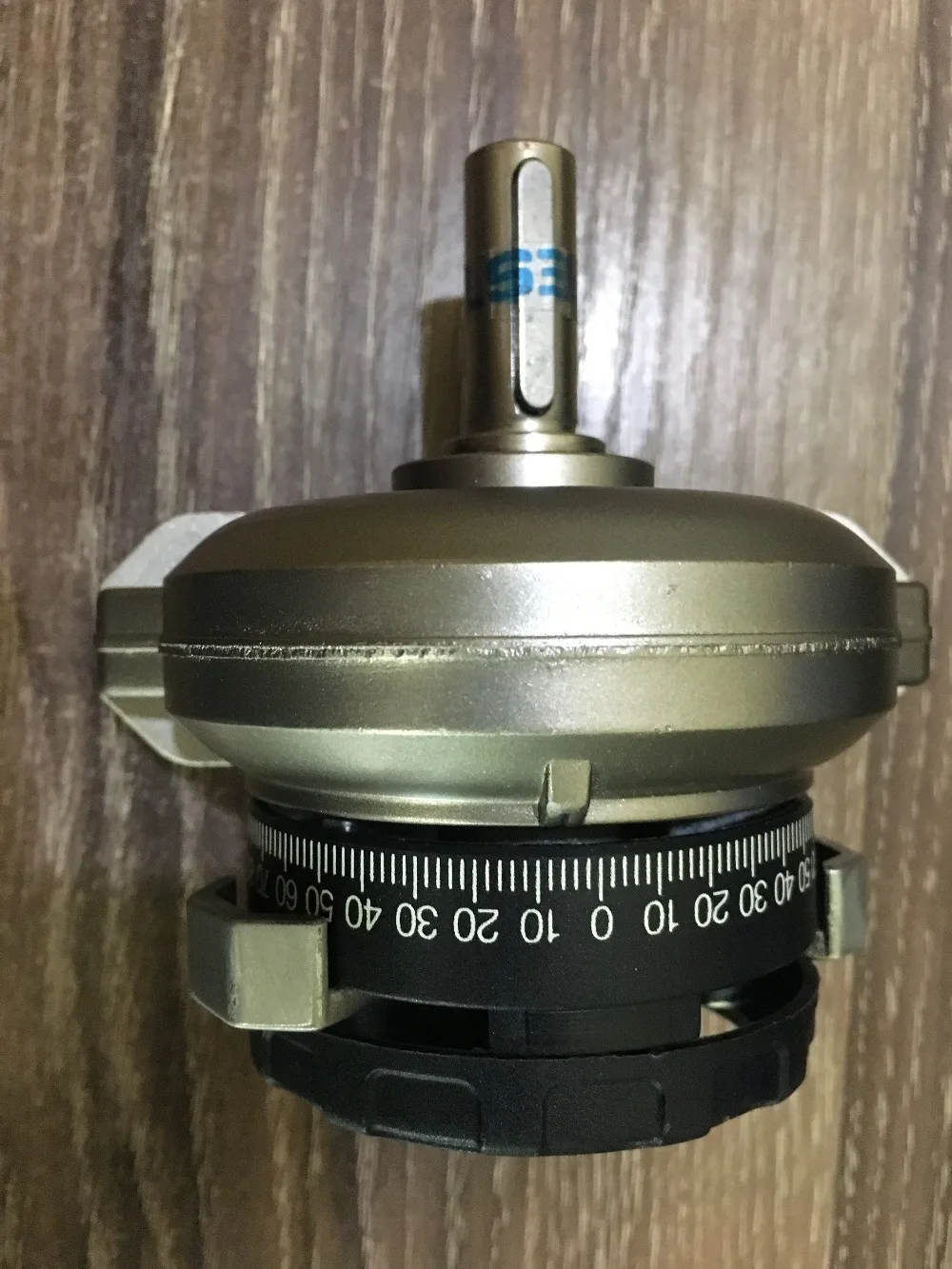 

DSR-25-180-P 11911 Germany Festo vibrate cylinders swing