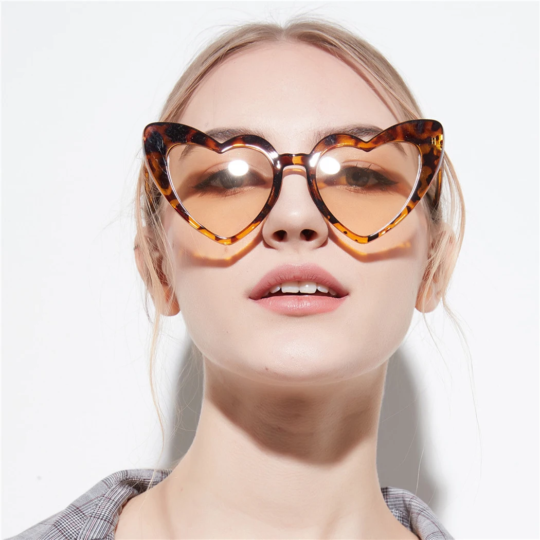 

Love Heart Shape Sunglasses Women Vintage Cat Eye Sun Glasses Eyewear 2019 Fashion Brand Ladies Red Pink Clear Lens Shades