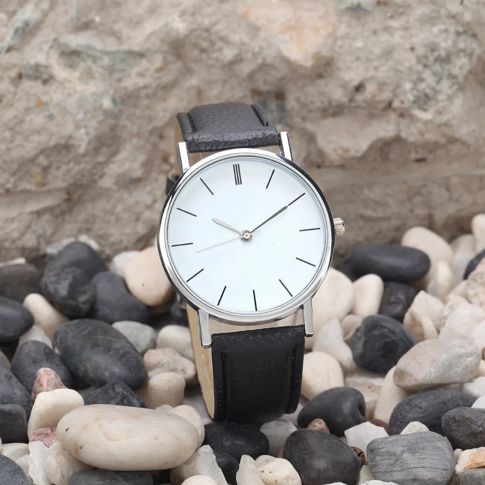 Montre Femme Clock font b Watch b font Womens Retro Design Leather Band Analog Alloy font
