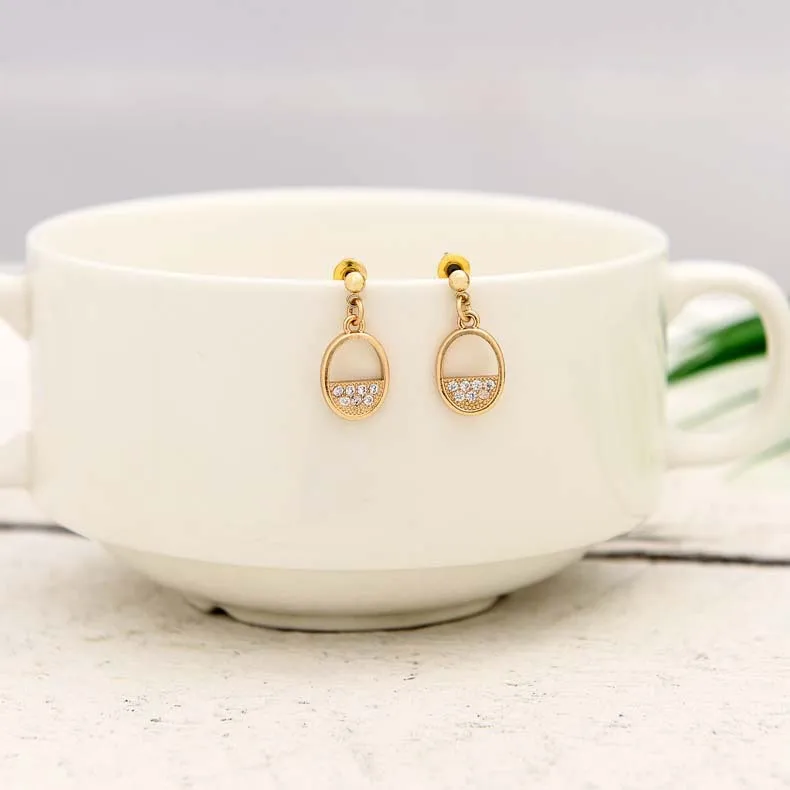 9695882709_892671496