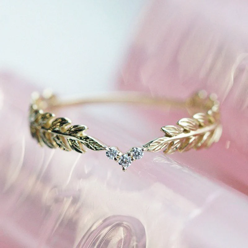 

Fashion Gold Color Little Fresh Style Spring Leaf Feather Ring Folding Tail Rings Casual Carved Leaves Shape Charm Wedding Rings