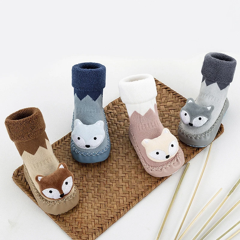 Носки-тапочки для малышей, осенне-зимние хлопковые утепленные носки для малышей 0-1-3 лет, нескользящие носки-тапочки с мягкой подошвой для детей