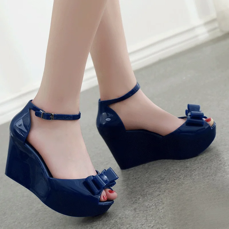 MIUBU/женские босоножки на танкетке; цветная прозрачная обувь с бантом; обувь на платформе с открытым носком; обувь на высоком каблуке - Цвет: Синий