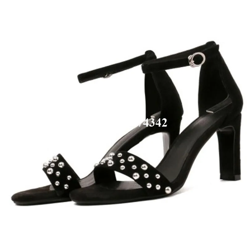 

2019 Newest Black Rivet Decoration Square High Heel And Open Toe Cover Heel Buckle Strap Fashion Elegant Women Sandals