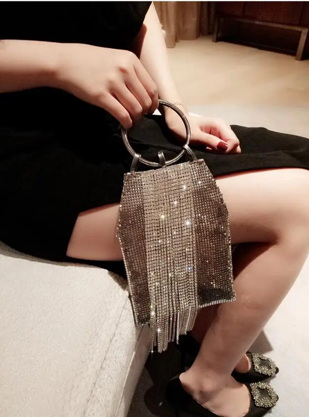 QQ20181016000607
