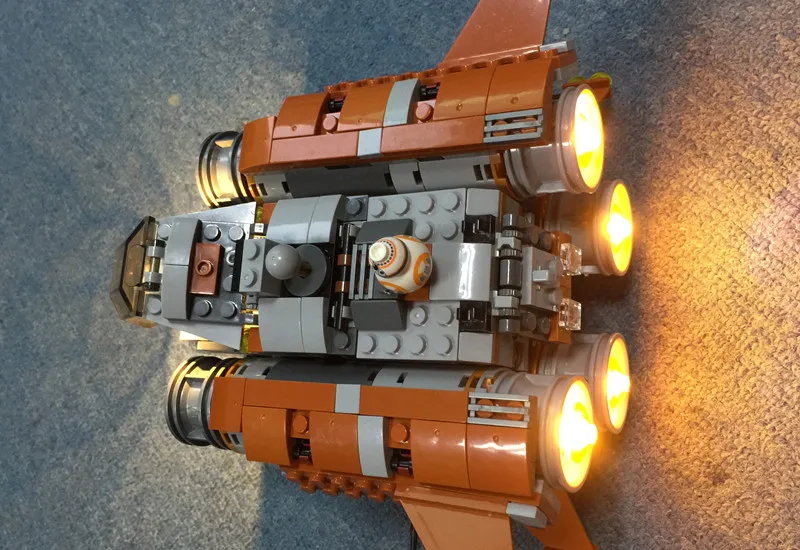 

LED light up kit for LEGO 75178 and 05111 Star Wars The Jakku Quadjumper (block designer not included)