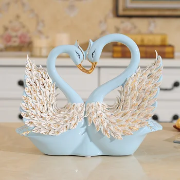 

European Style Ceramic Ornaments Wedding Gift Porcelain Swan Niniatures Household Decoration Living Room TV Cabinet Decors