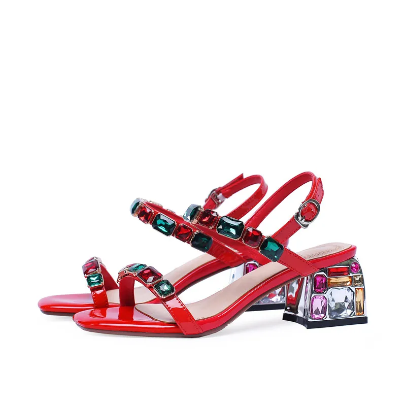 MORAZORA/Новое поступление года; босоножки из лакированной кожи; женская летняя обувь; пляжная обувь с пряжкой и кристаллами; Простые Вечерние и свадебные женские туфли - Цвет: Красный