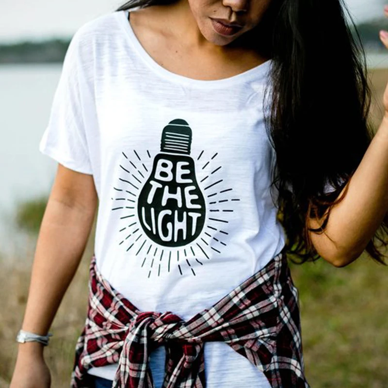 يكون ضوء تي شيرت ضوء لمبة الجرافيك مضحك النساء الأزياء المسيحي تيز القطن للجنسين هدية عطلة الجرونج قمم حزب T قميص
