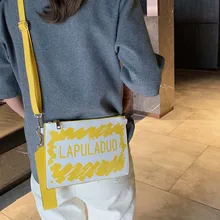 Женская маленькая квадратная сумка Для женщин, модная, с принтом из букв клатч Сумки через плечо, женские сумки с откидной крышкой мини монета сумка, сумка на плечо