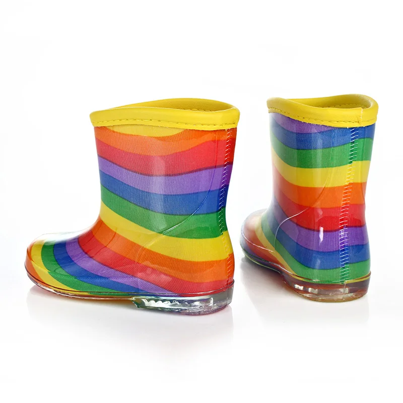 Новые поступления дети радуги резиновая девушки полосатый патч противоскользящие резиновые сапоги детские осенние ботинки от дождя для мальчиков Мультяшные сапоги
