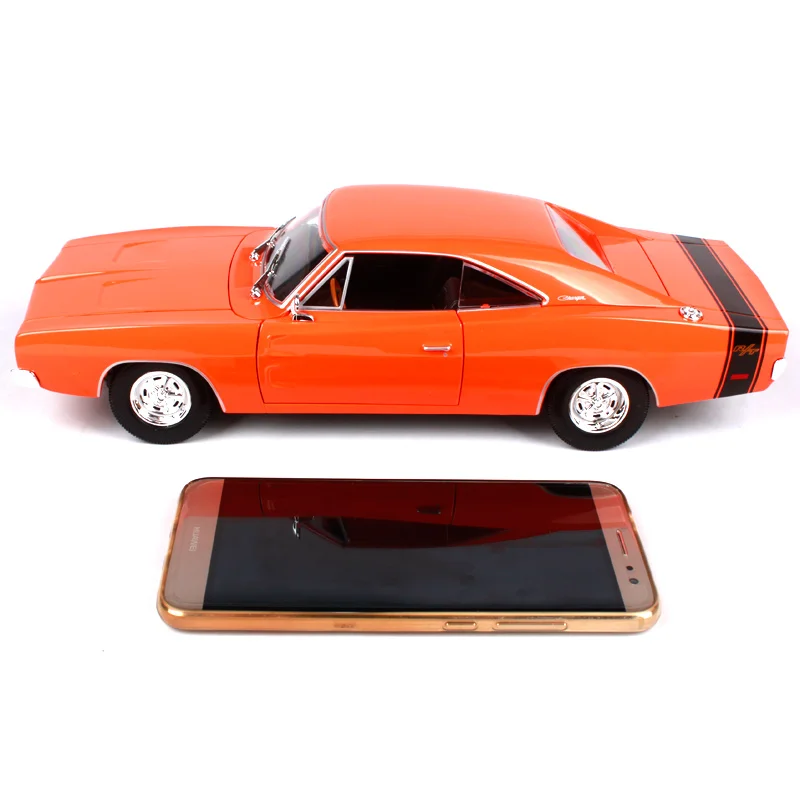 Maisto 1:18 1969 DODGE зарядное устройство R/T мышечная старая модель автомобиля литая модель автомобиля игрушка Новинка в коробке Новое поступление 31387