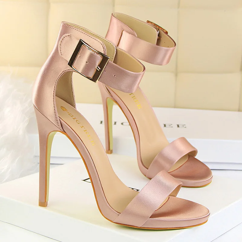 Women Pumps Transparent High Heels Shoes Women Sandals Wedding Shoes Sexy Bigtree Shoes High Heels Sandals 2019 New