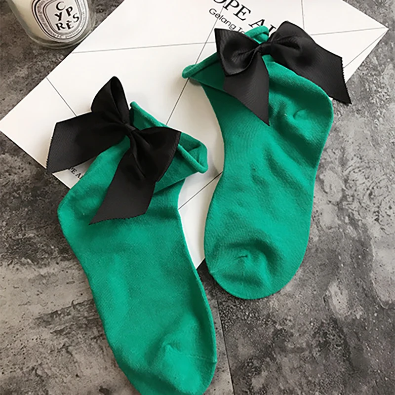 Карамельный цвет Повседневное Harajuku прилив лук ворс носки Для женщин Красивые носки Колледж женские носки Sotton короткие носки до щиколотки